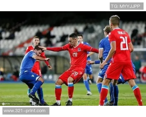 斯洛伐克战胜波兰，成功晋级欧洲杯16强：小国之光，激情四射